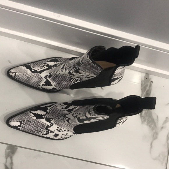 Zara cow boy women’s boots - Picture 7 of 7